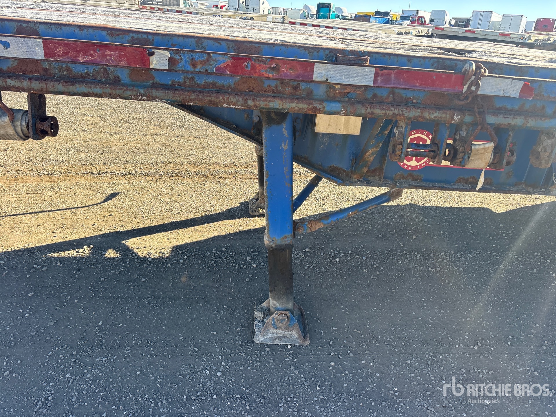 2003 Temisko 28 FT TRI/A SUPER B-TRAIN LEAD