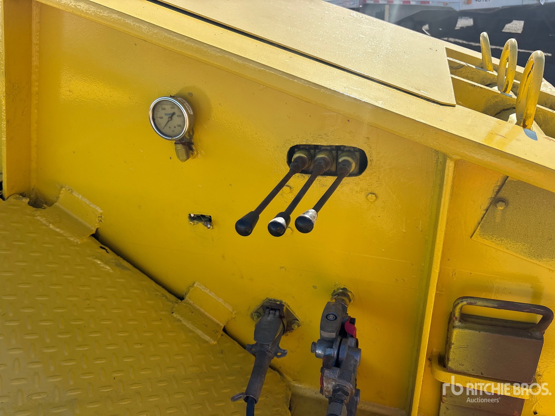1986 J C Trailers TGN
