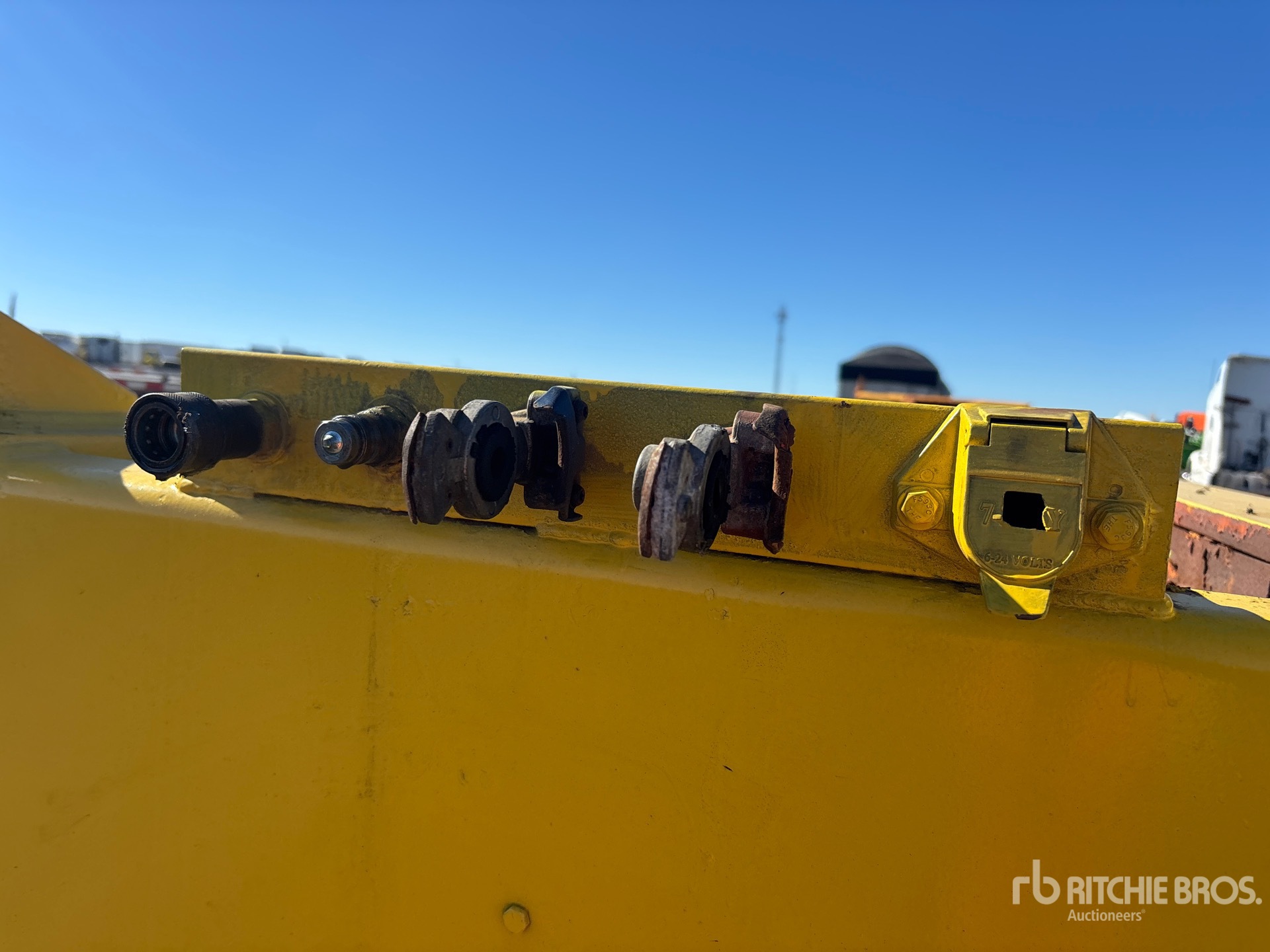 1986 J C Trailers TGN
