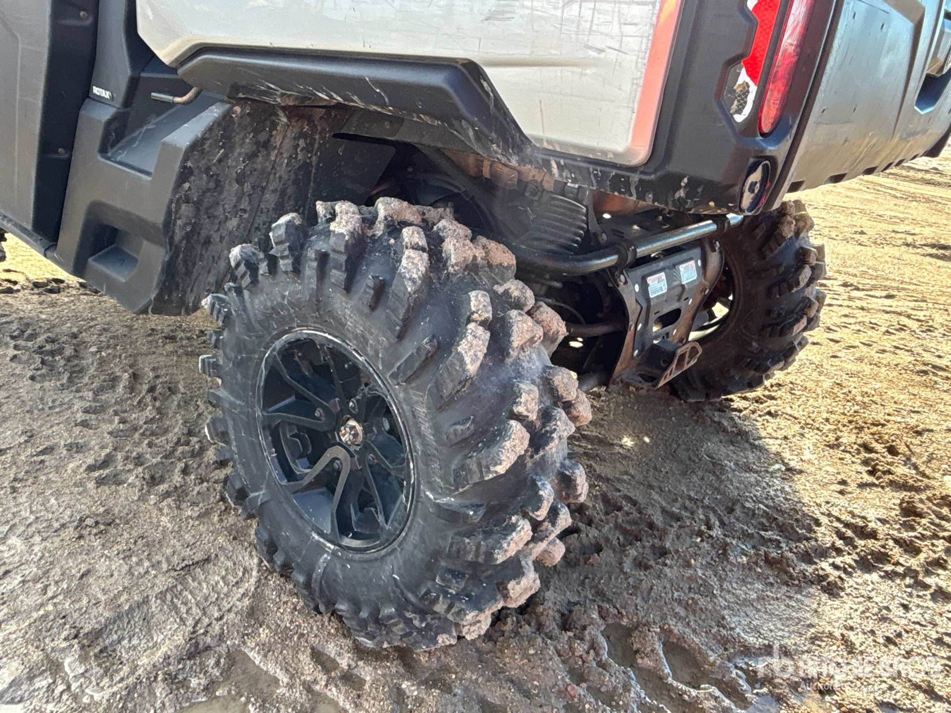 2021 Can Am DEFENDER LIMITE