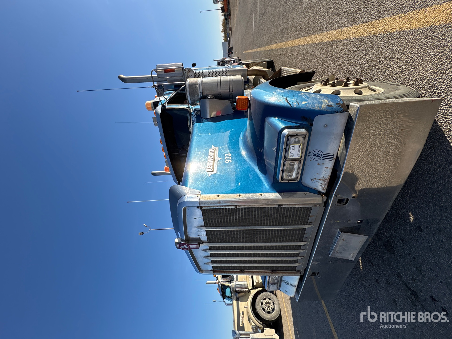 2003 Kenworth W900