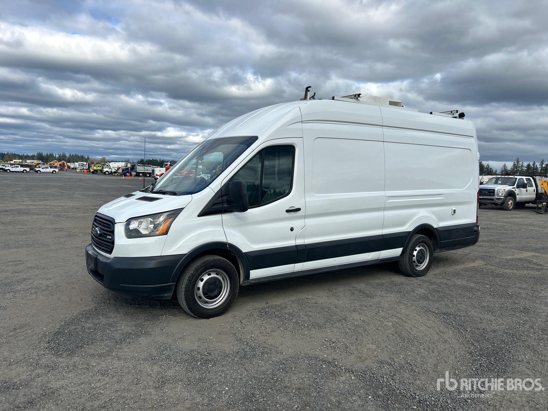 Photo of 2018 Ford TRANSIT 350