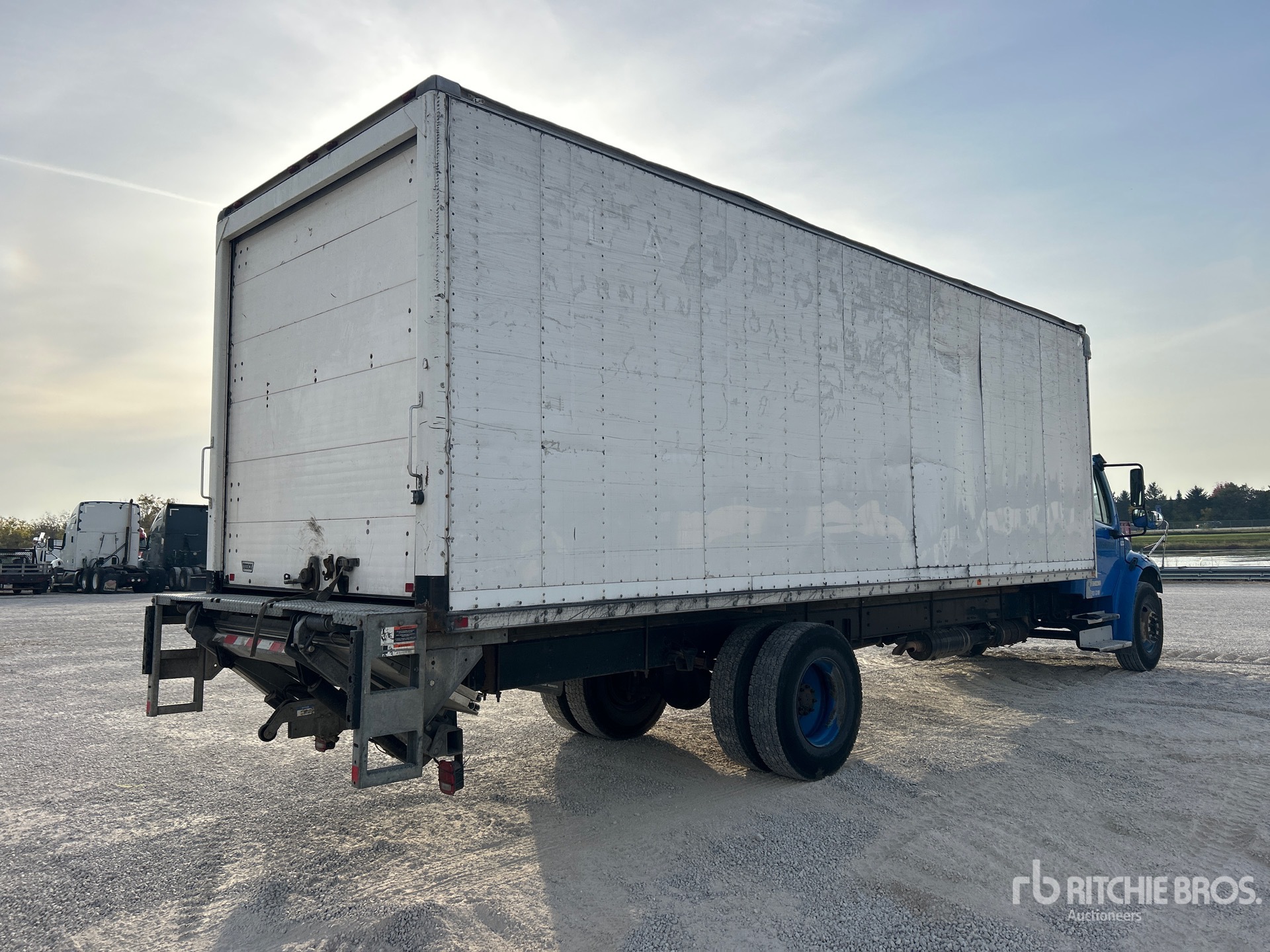 2016 Freightliner M2 106