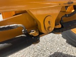 Chassis with Front Axle Oscillating Pin