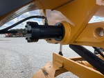 Hydraulics with Saddle Lock Pin