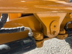Chassis with Front Axle Oscillating Pin