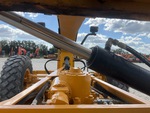 Hydraulics with Saddle Positioning Cylinder