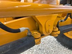 Chassis with Front Axle Oscillating Pin