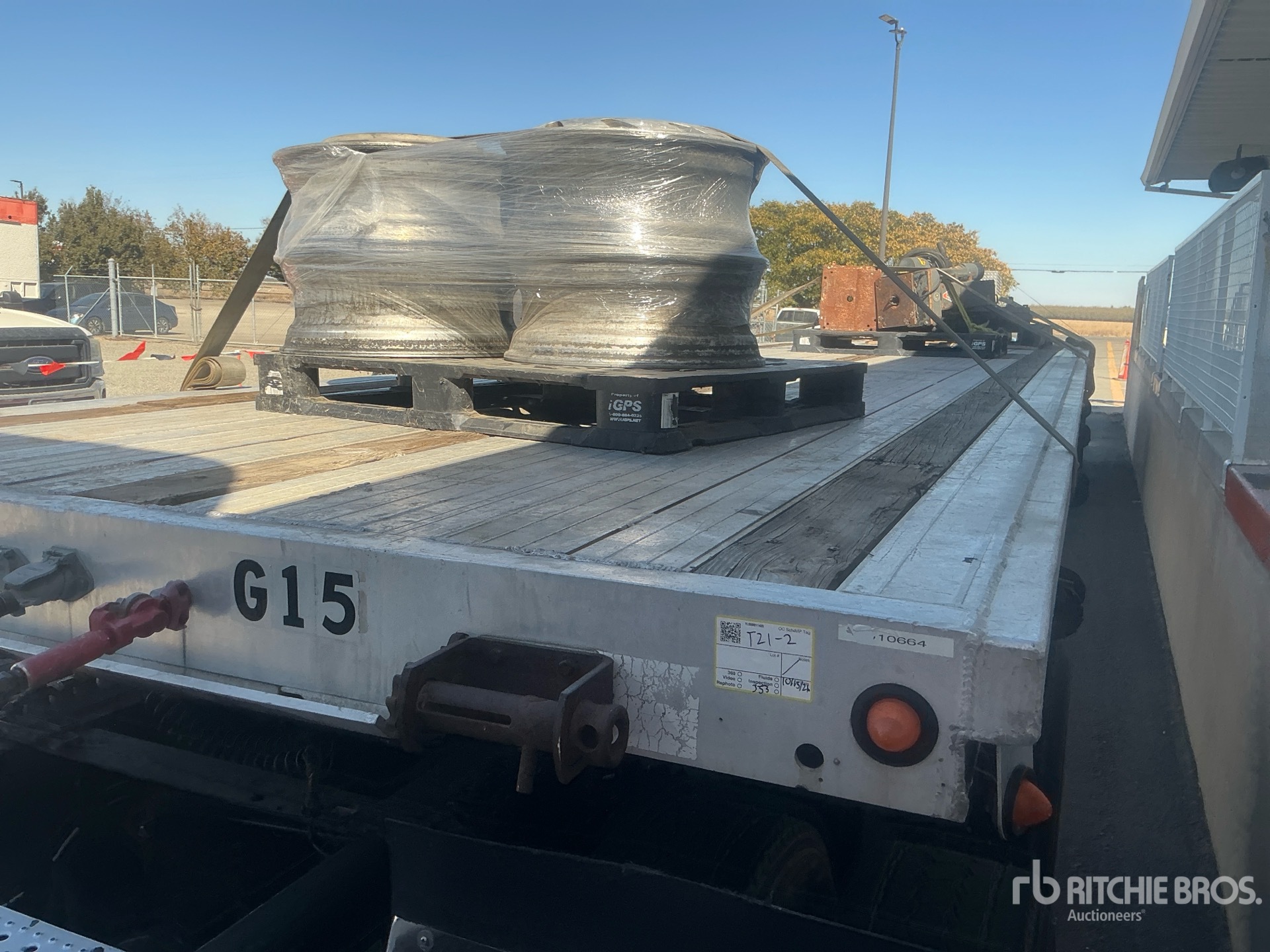 Photo of 1981 Ravens 45 Ft T/A