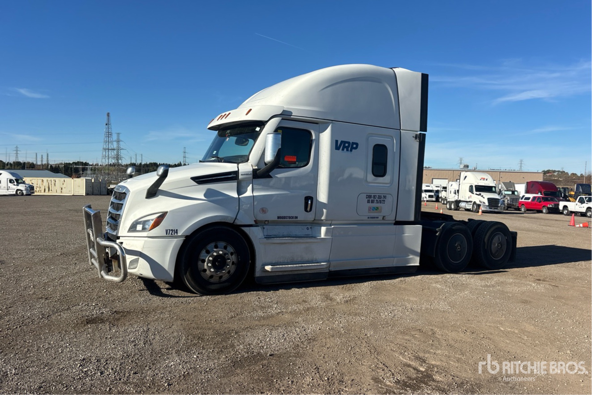 2022 Freightliner CASCADIA 126