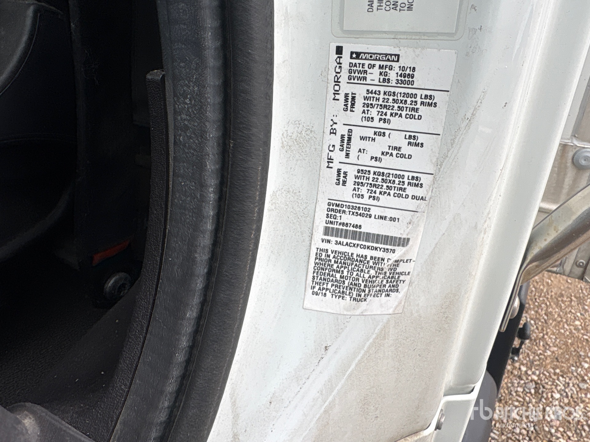 2019 Freightliner M2 106