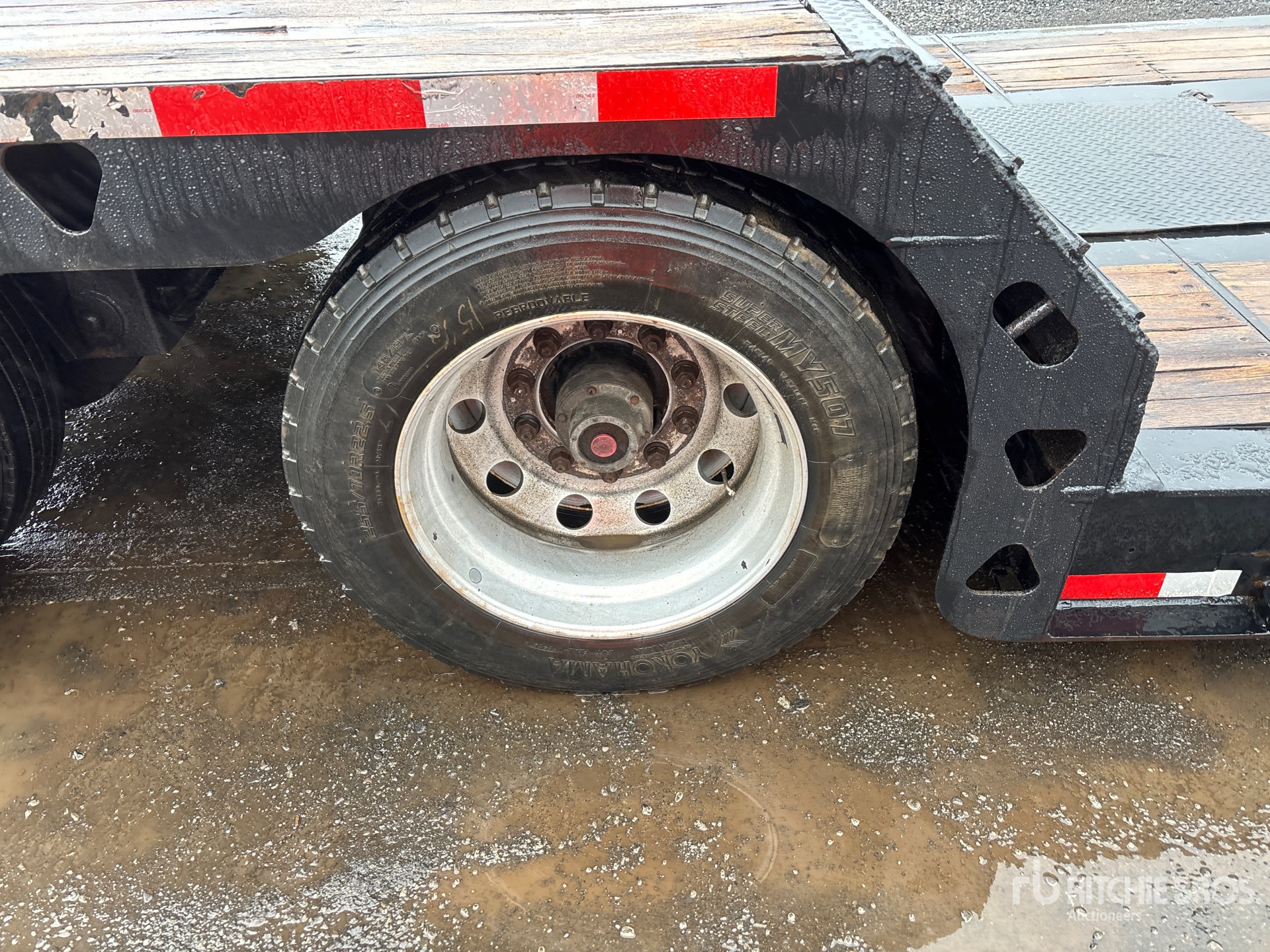 1995 Trail King T/A Removable Gooseneck