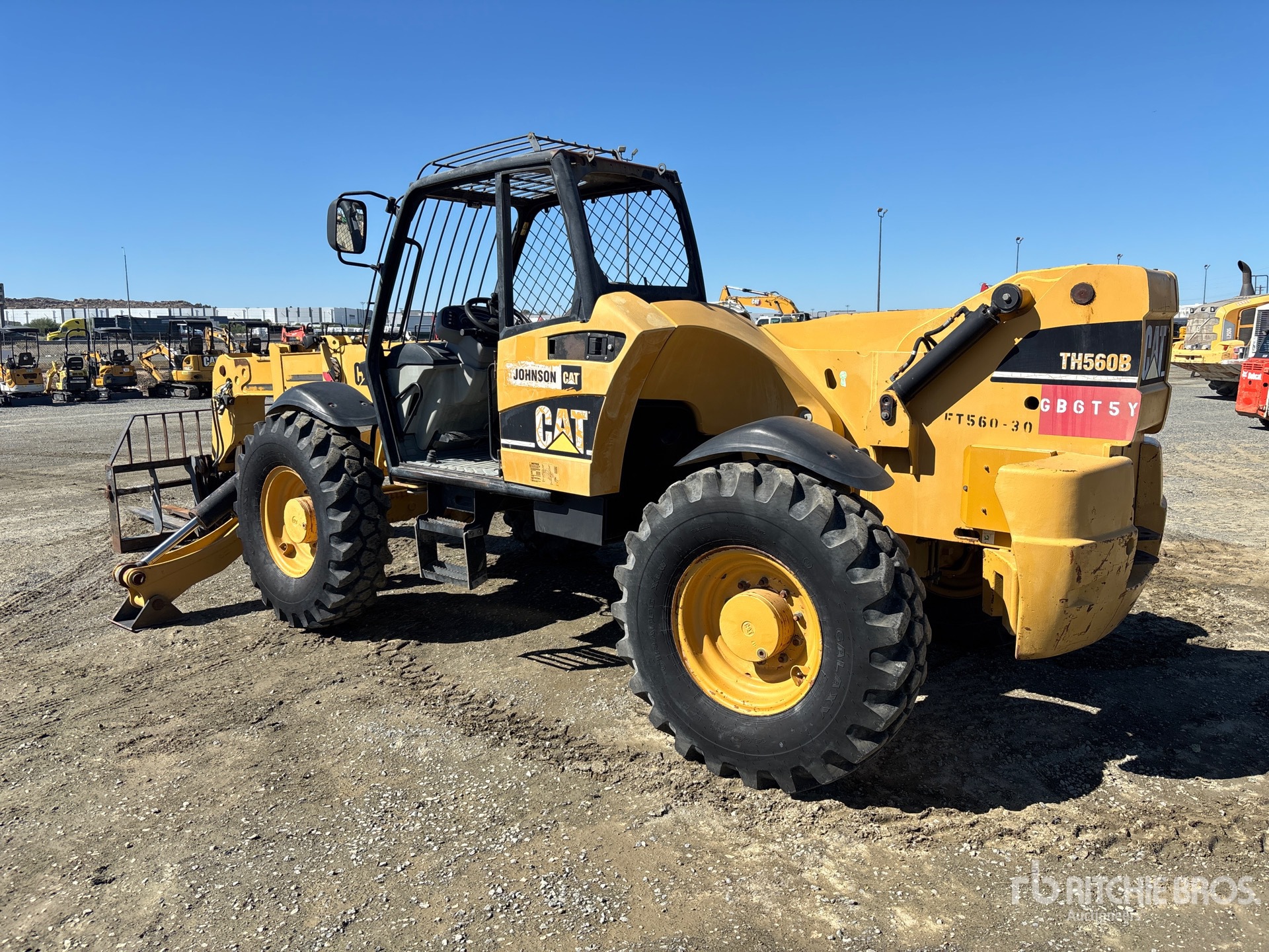 2004 Caterpillar TH560B