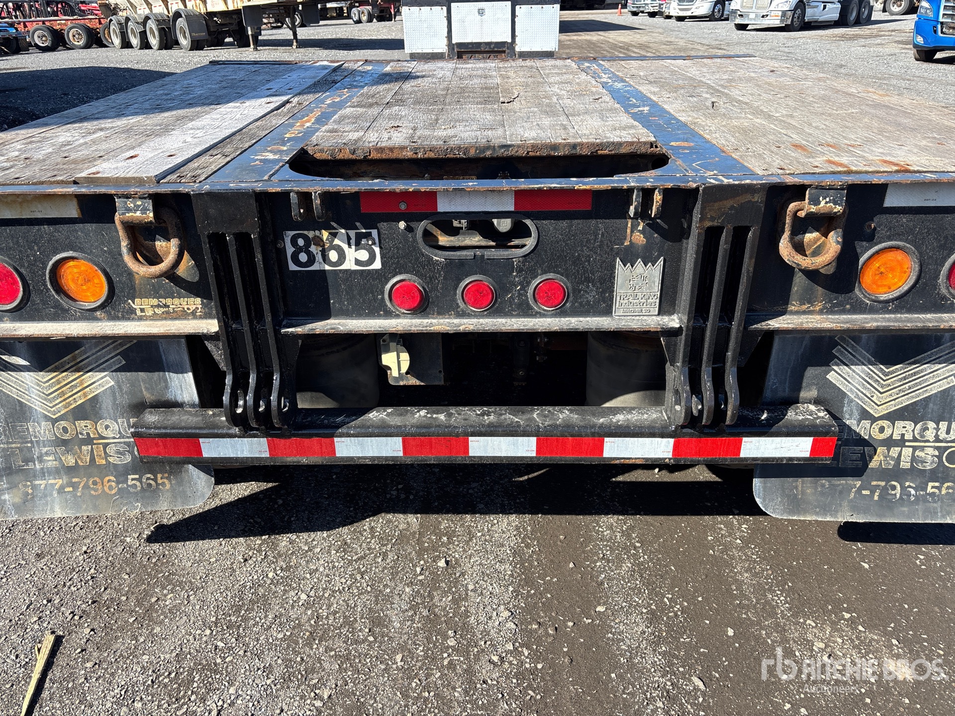 2011 Trail King 18398 kg T/A Removable Gooseneck