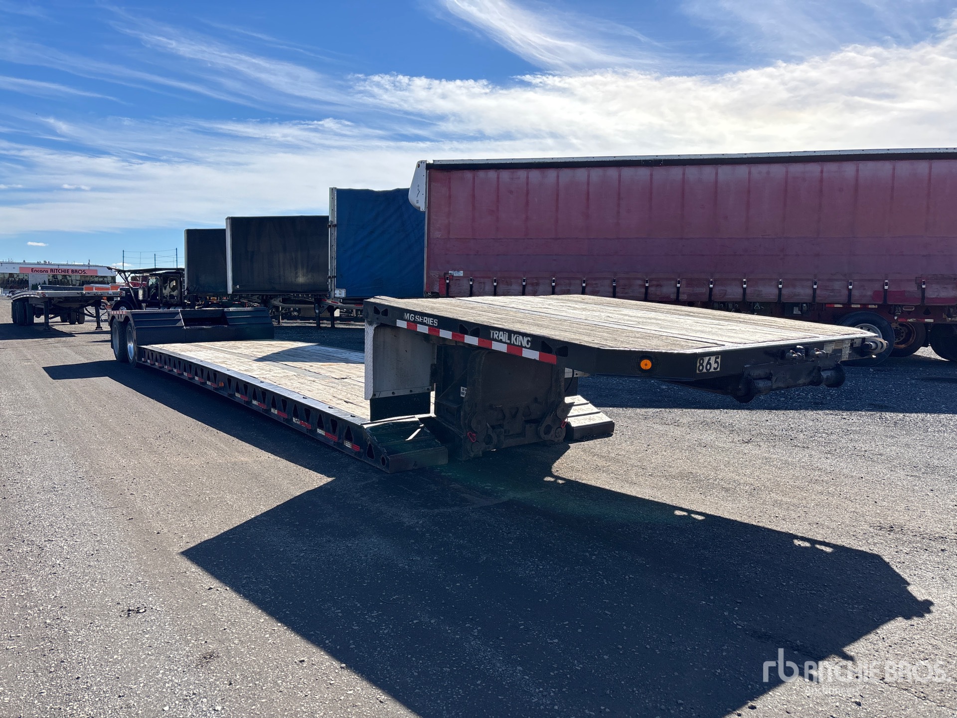 2011 Trail King 18398 kg T/A Removable Gooseneck