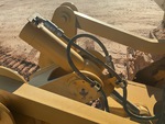 Hydraulics with Ripper Cylinders