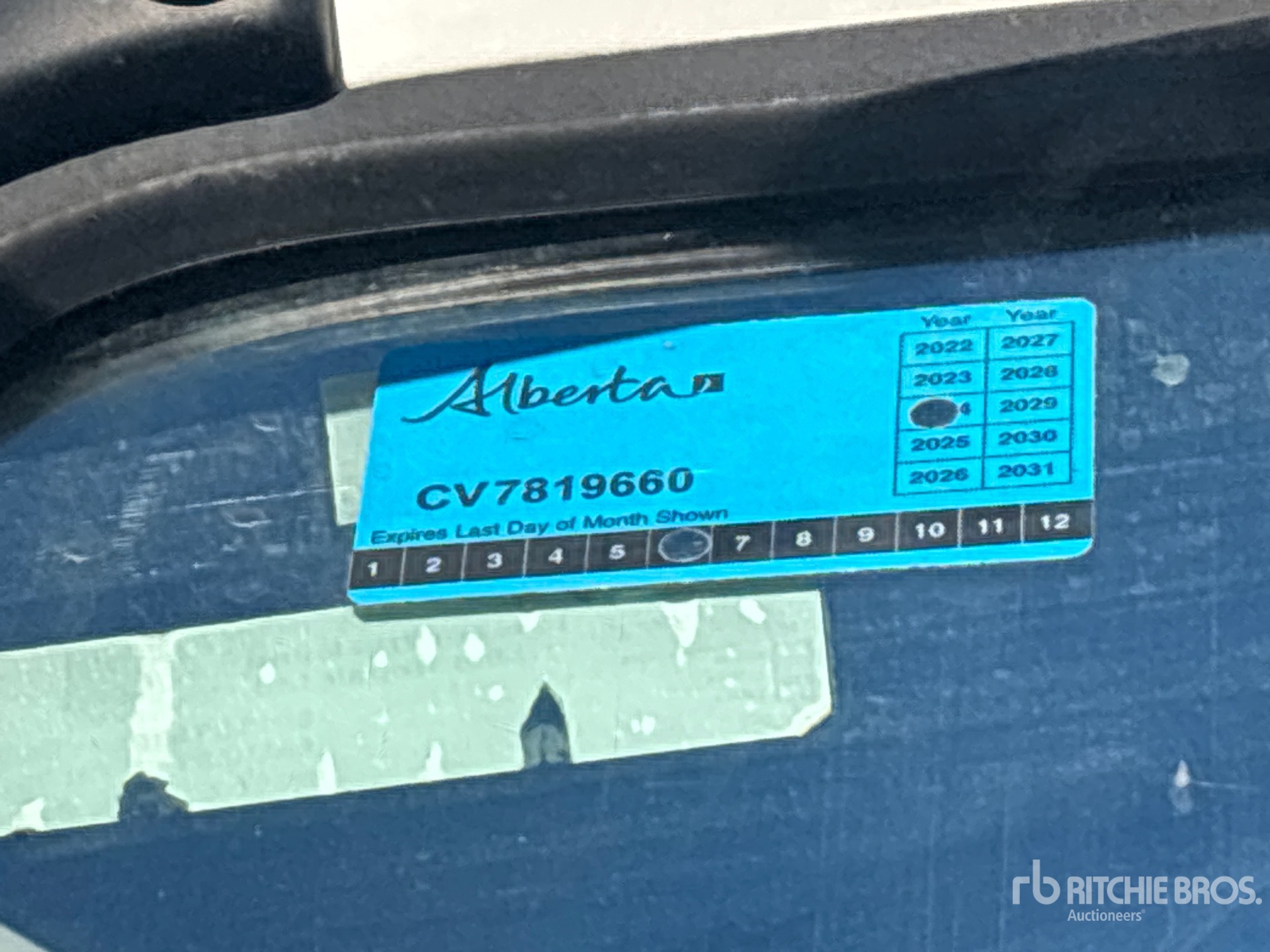 2001 Volvo VNM