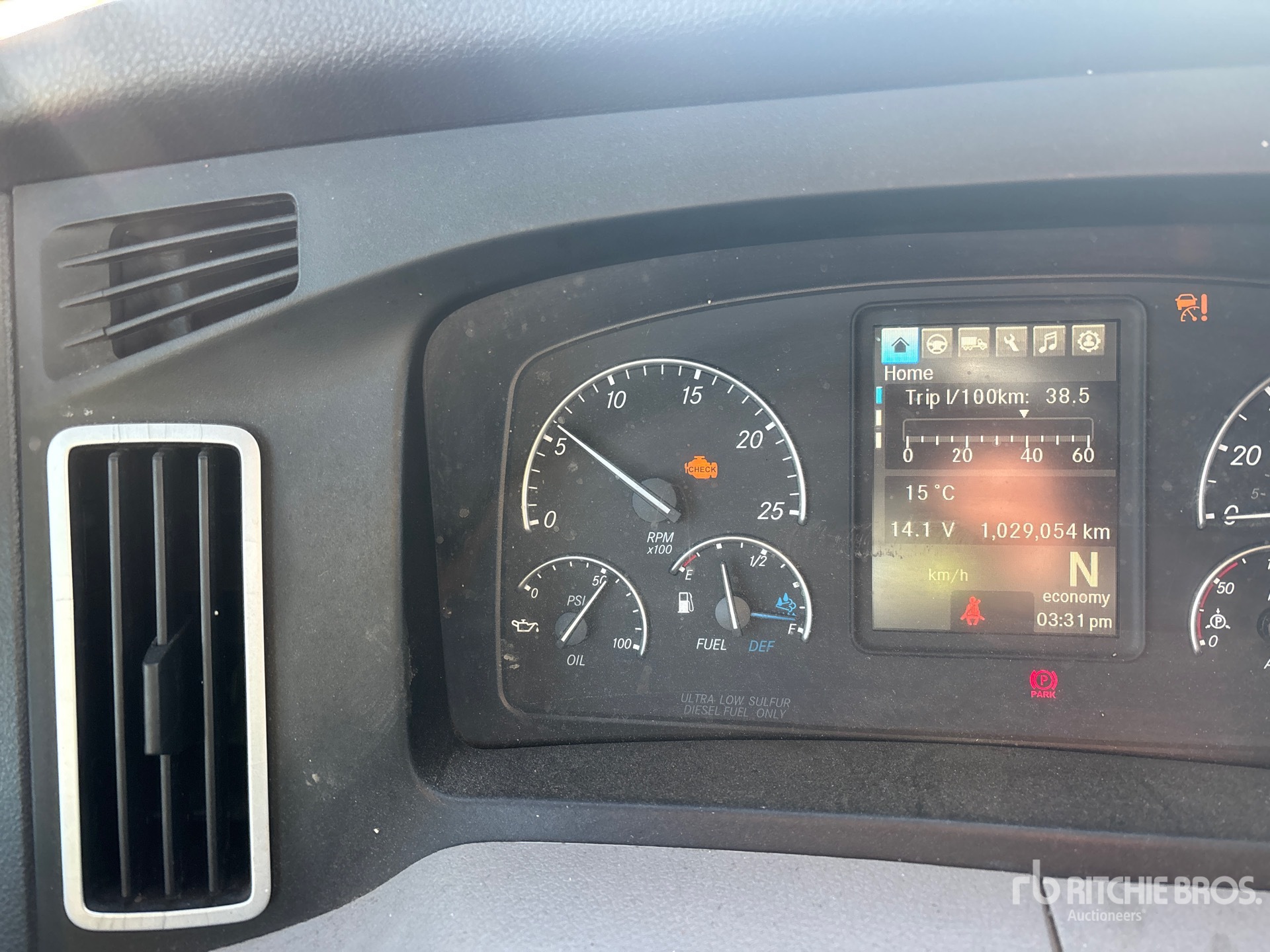 2019 Freightliner CASCADIA 126