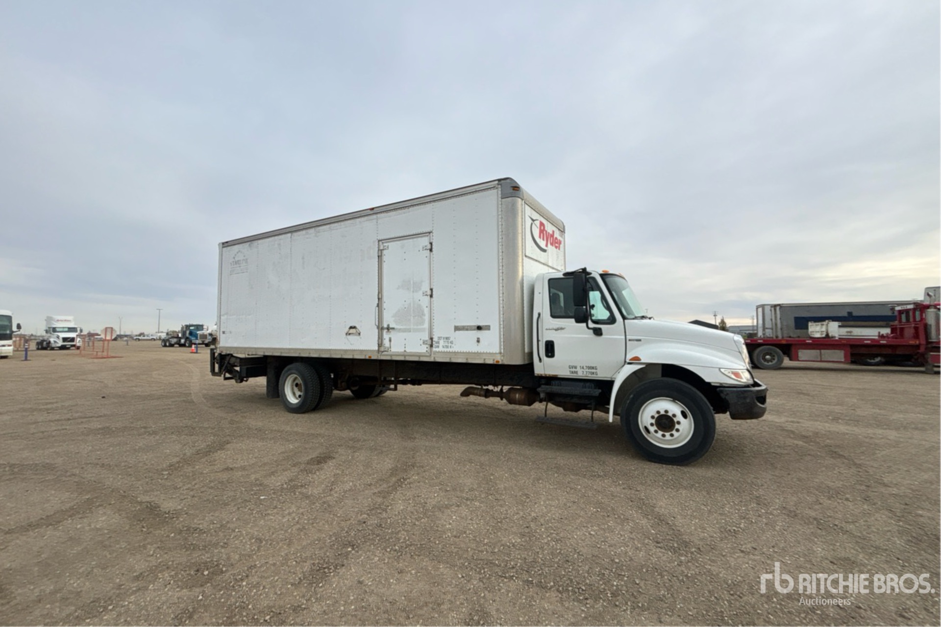 2011 International DURASTAR 4300