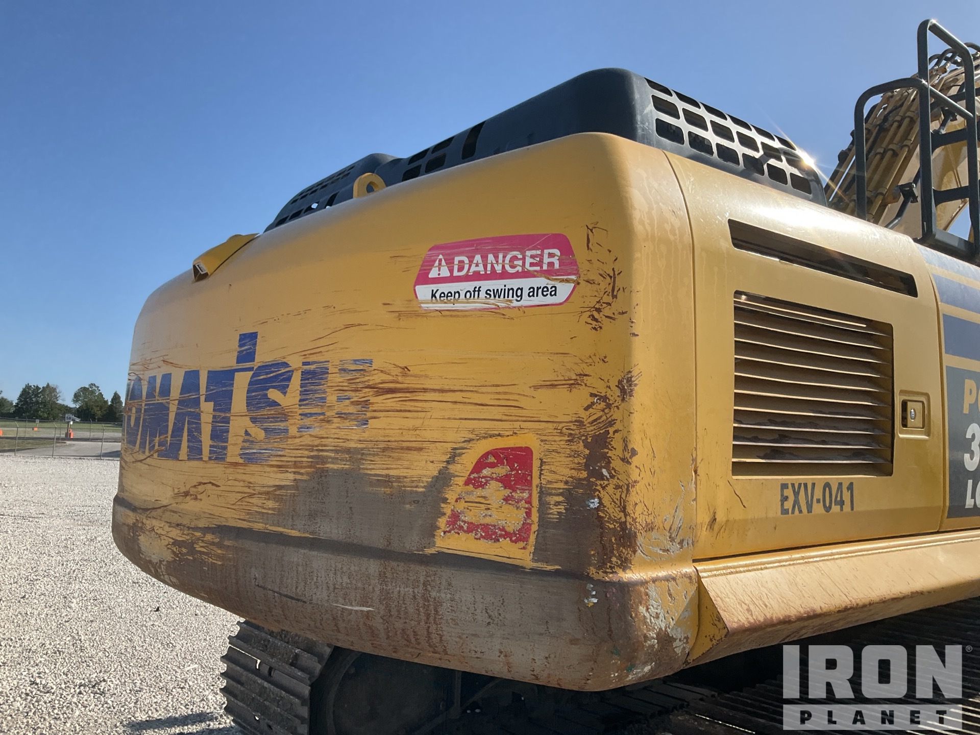 2023 Komatsu PC360LC-11