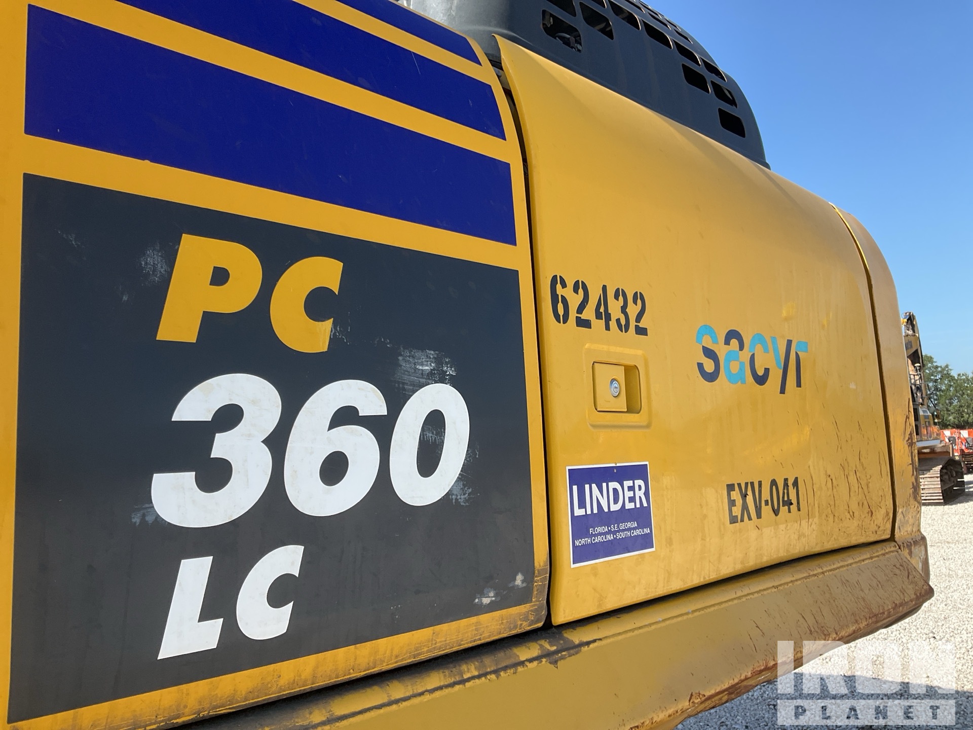 2023 Komatsu PC360LC-11