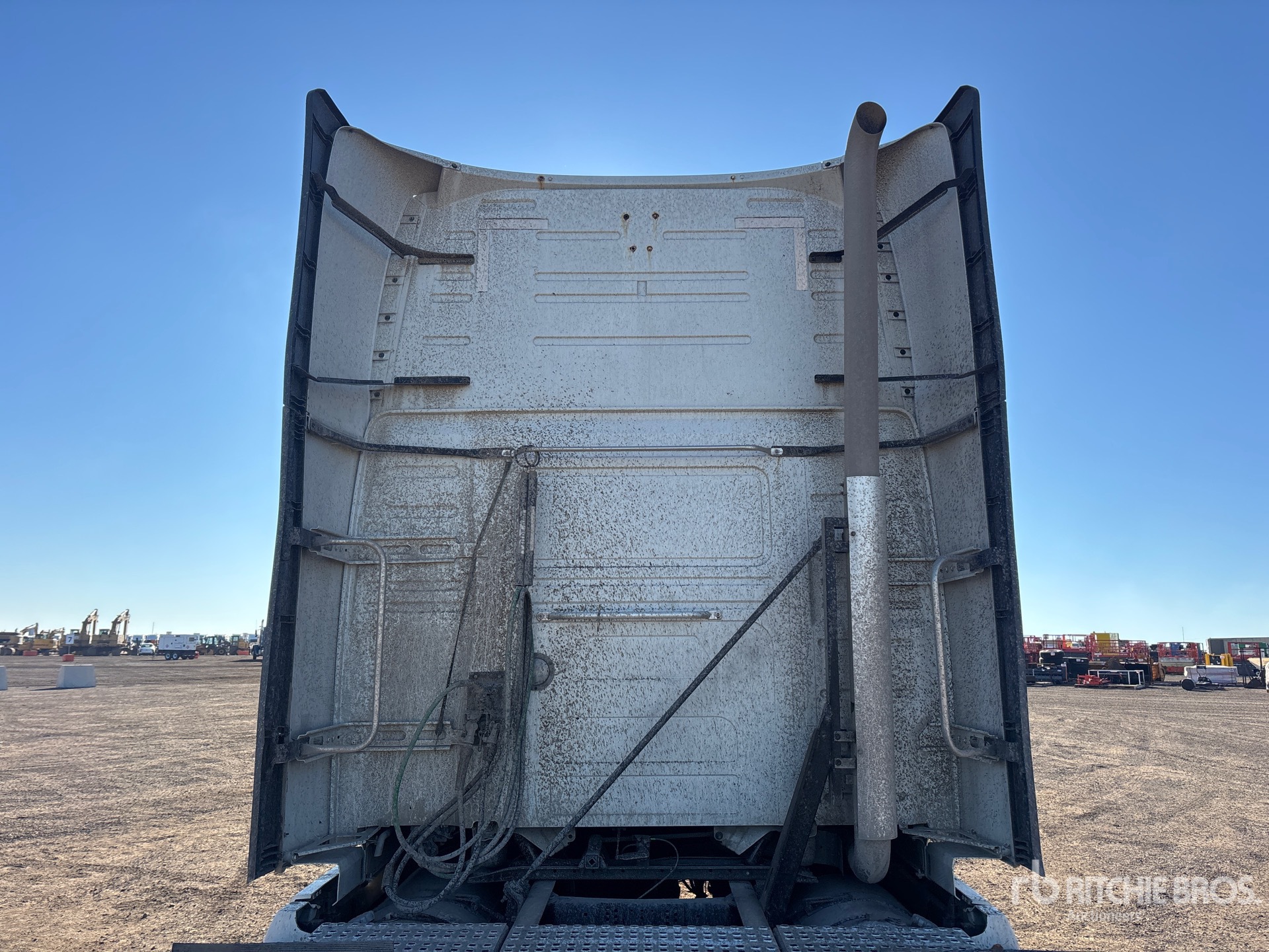 2020 Volvo VNL