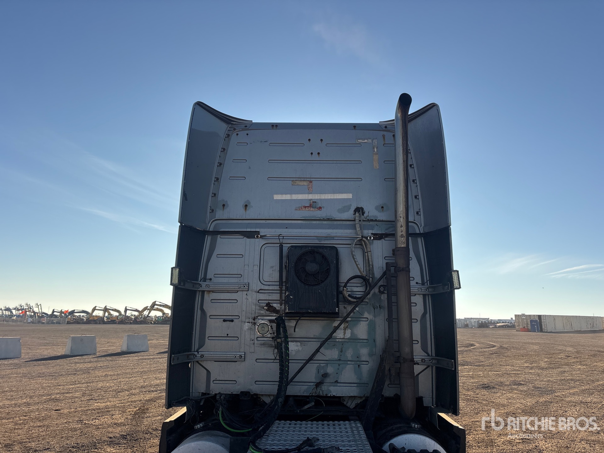 2015 Volvo VNL