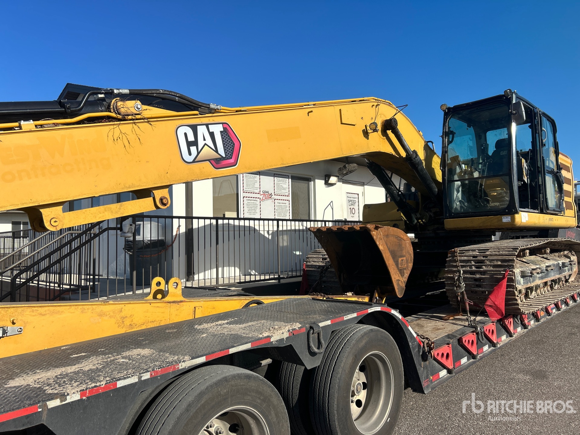 2021 Caterpillar 320