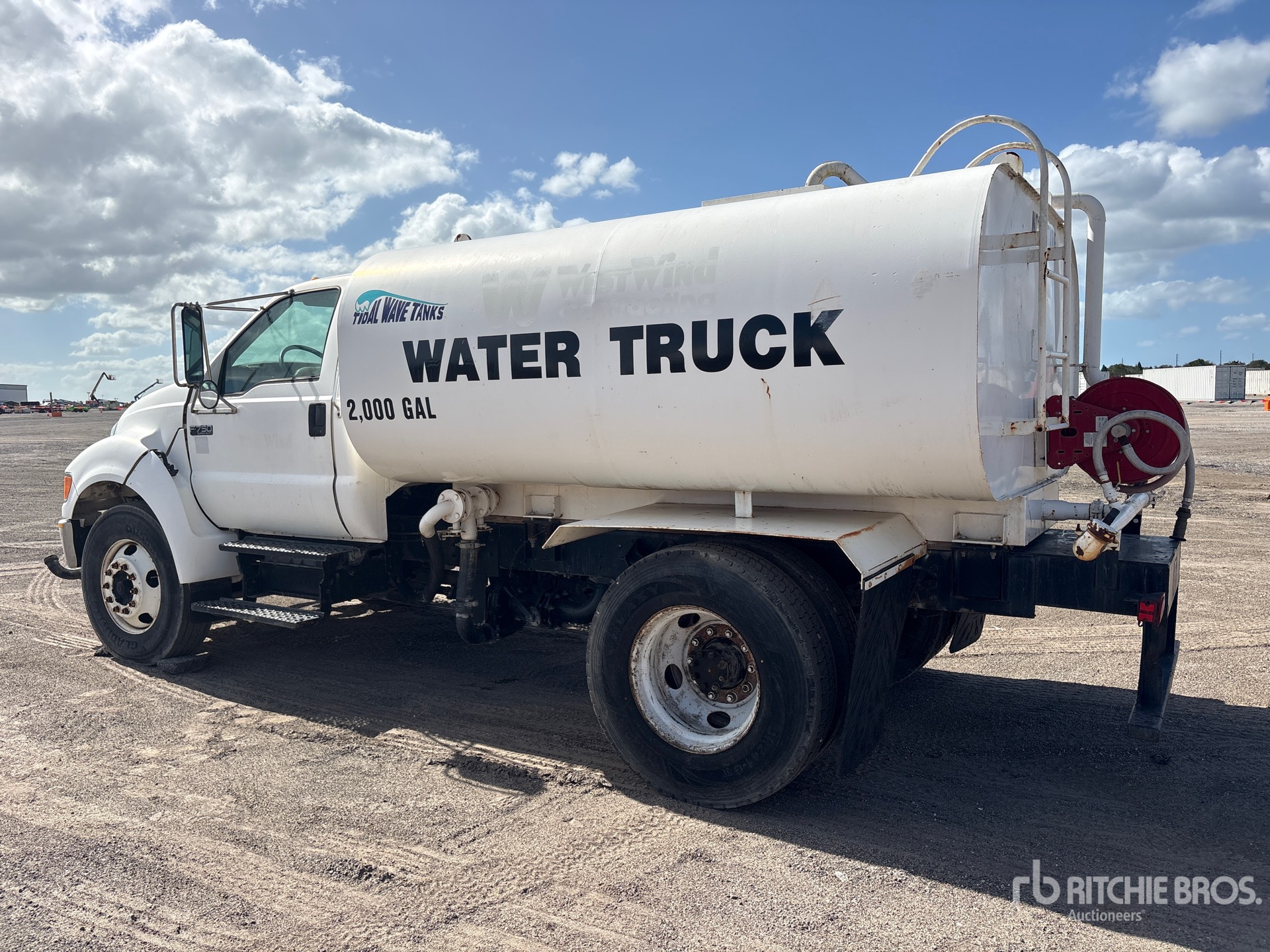2005 Ford F-750