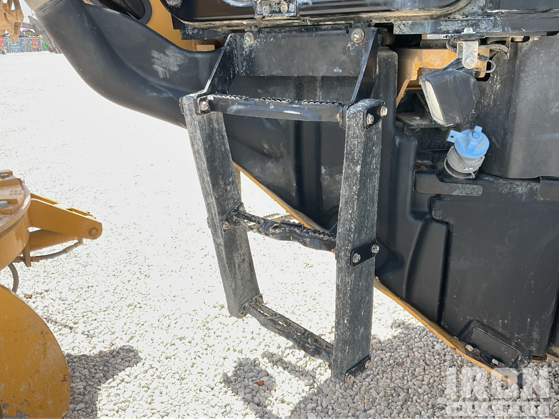 2019 Caterpillar 140M3