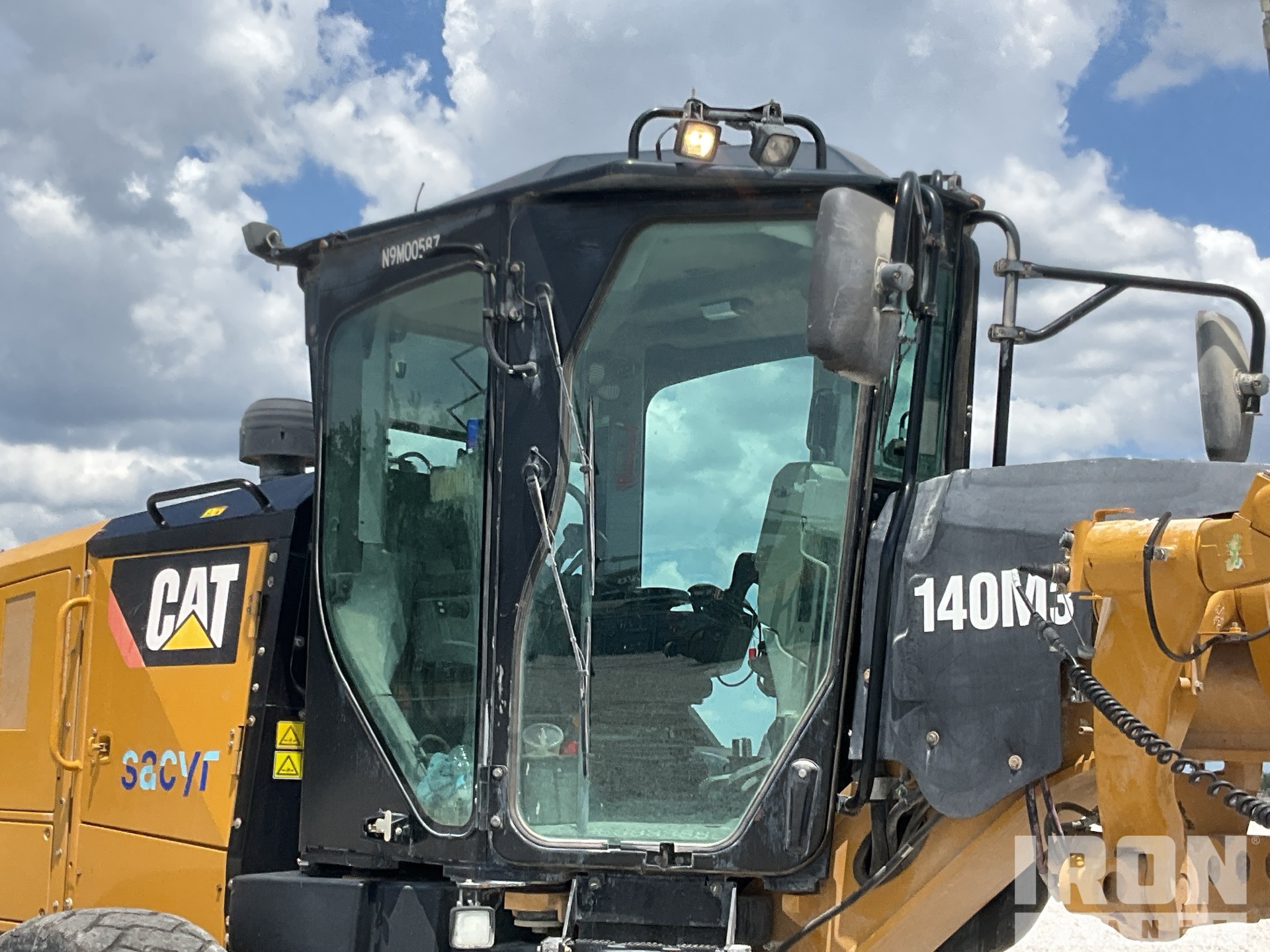 2019 Caterpillar 140M3