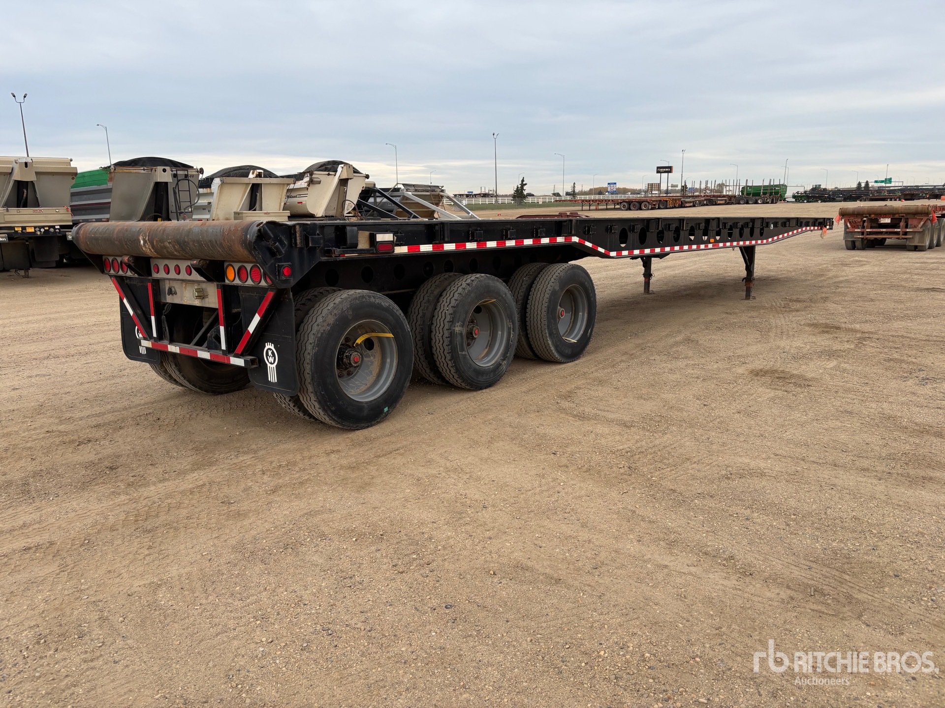 1997 Scona 49 FT TRI/A FLATBED