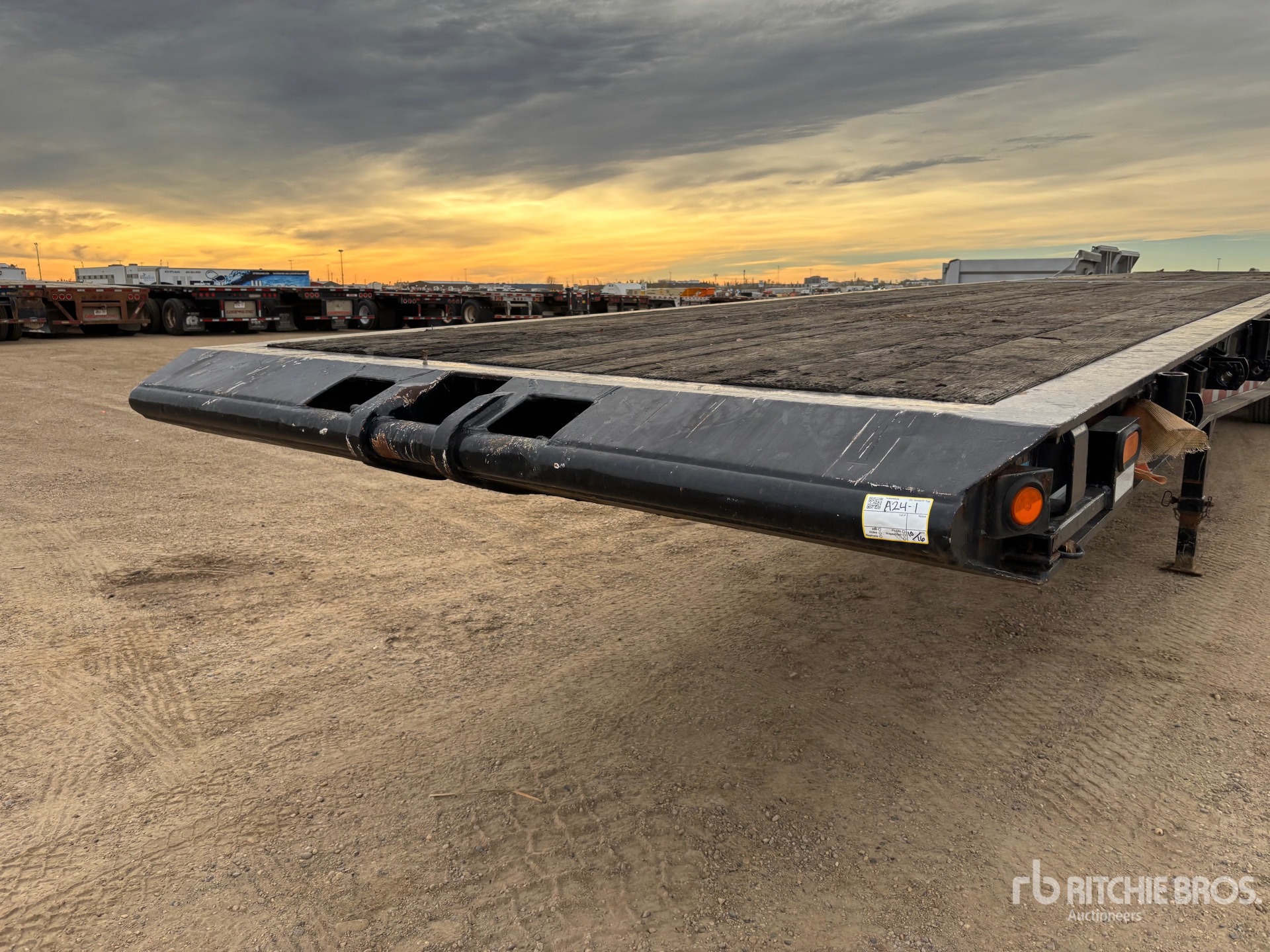 1997 Scona 49 FT TRI/A FLATBED