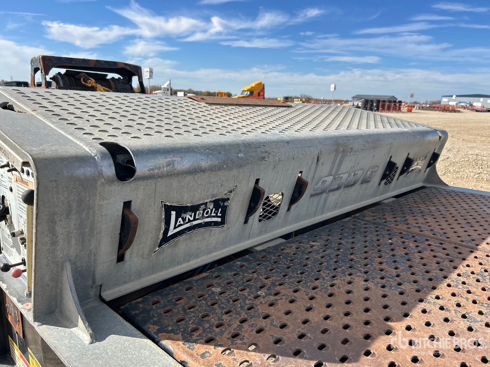 2019 Landoll 930E