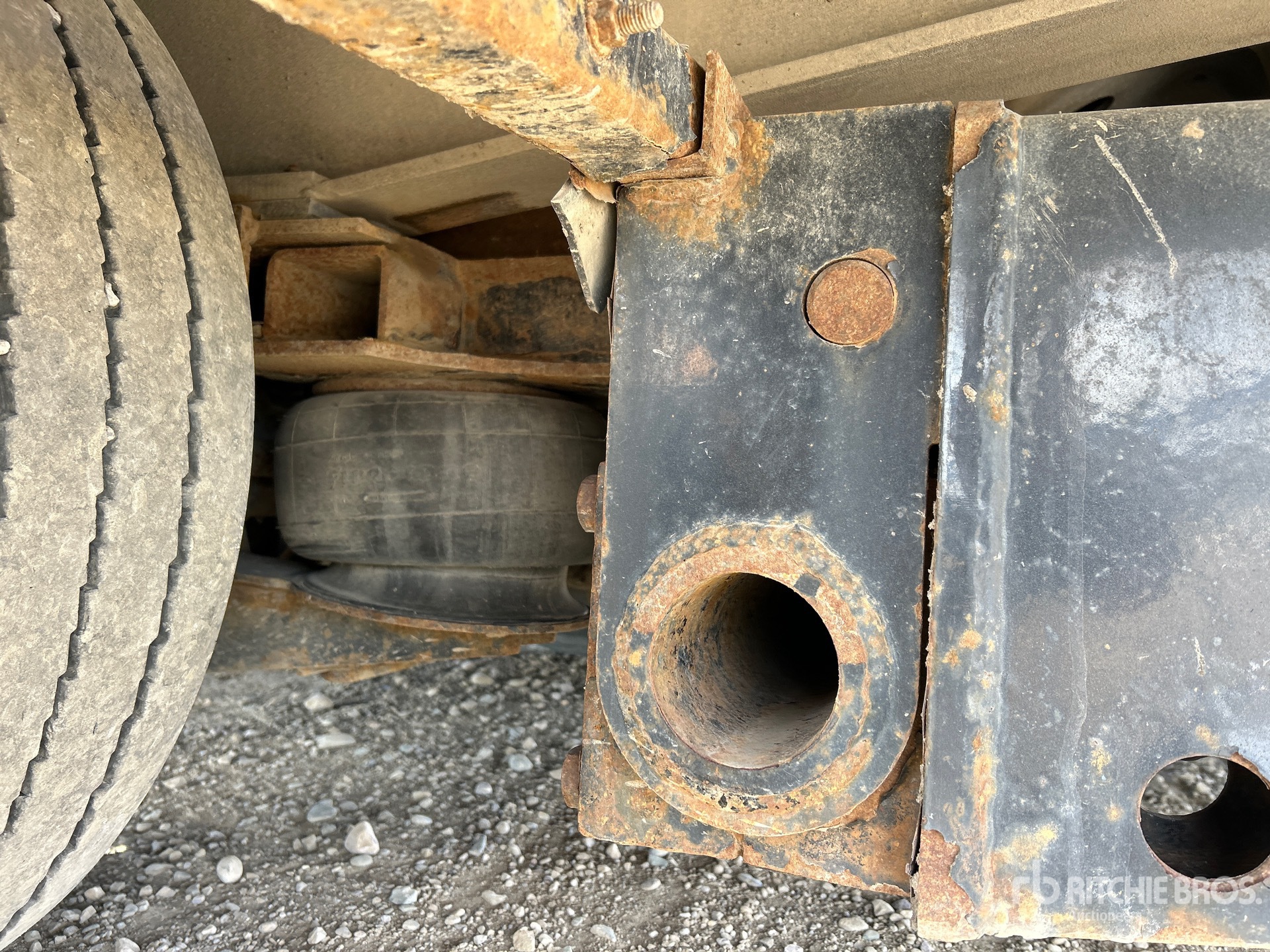 2019 Landoll 930E