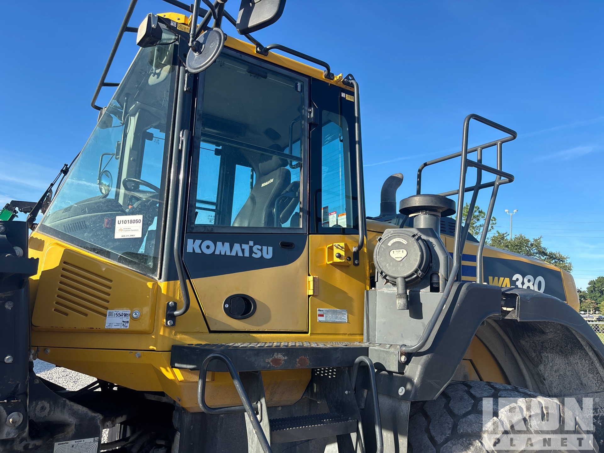 2023 Komatsu WA380-8