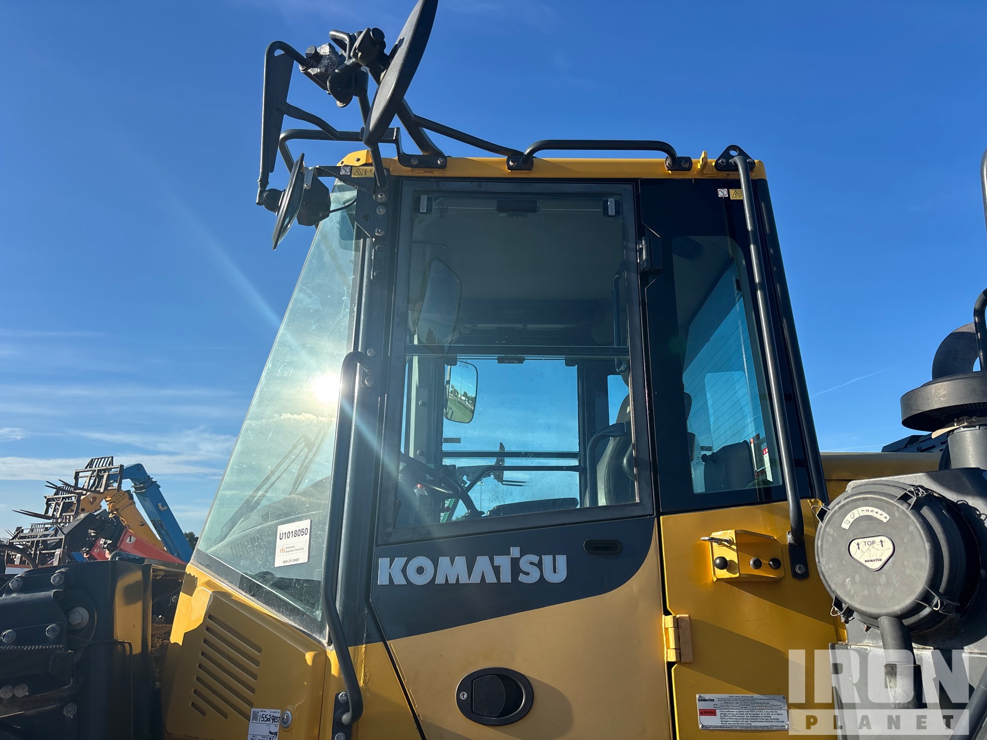 2023 Komatsu WA380-8