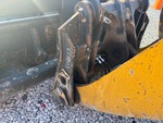 Chassis with Quick Coupler to Arms Pins