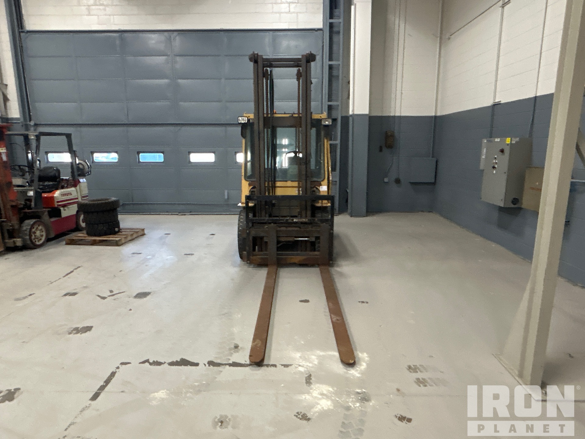 Caterpillar DP 40