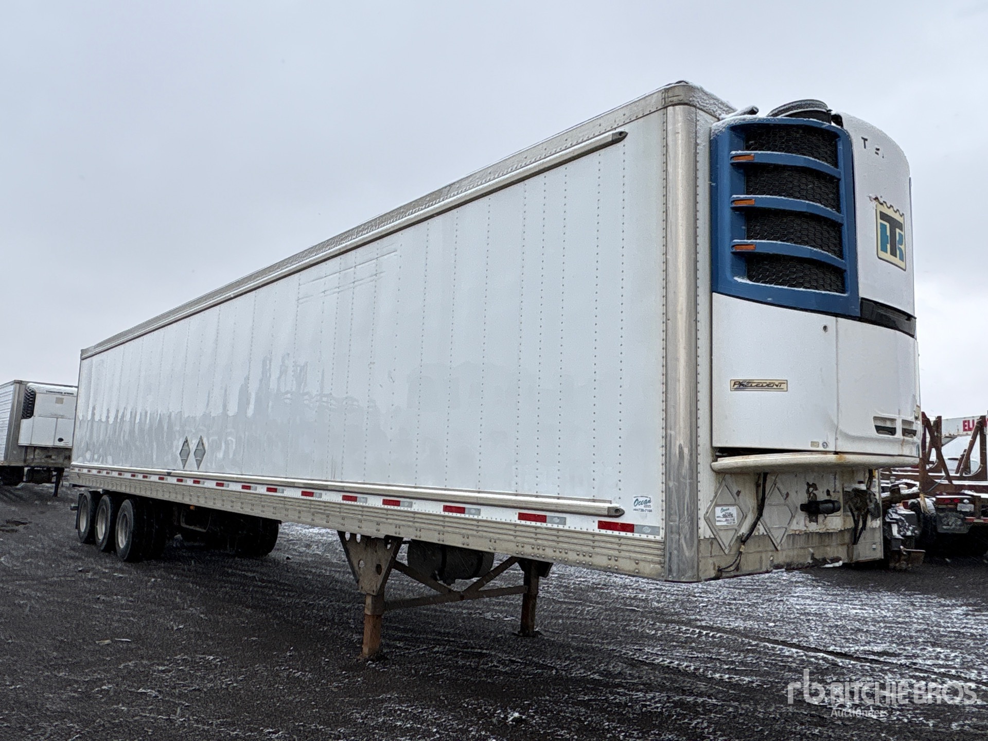 2016 Utility 53 ft x 102 in Tri/A