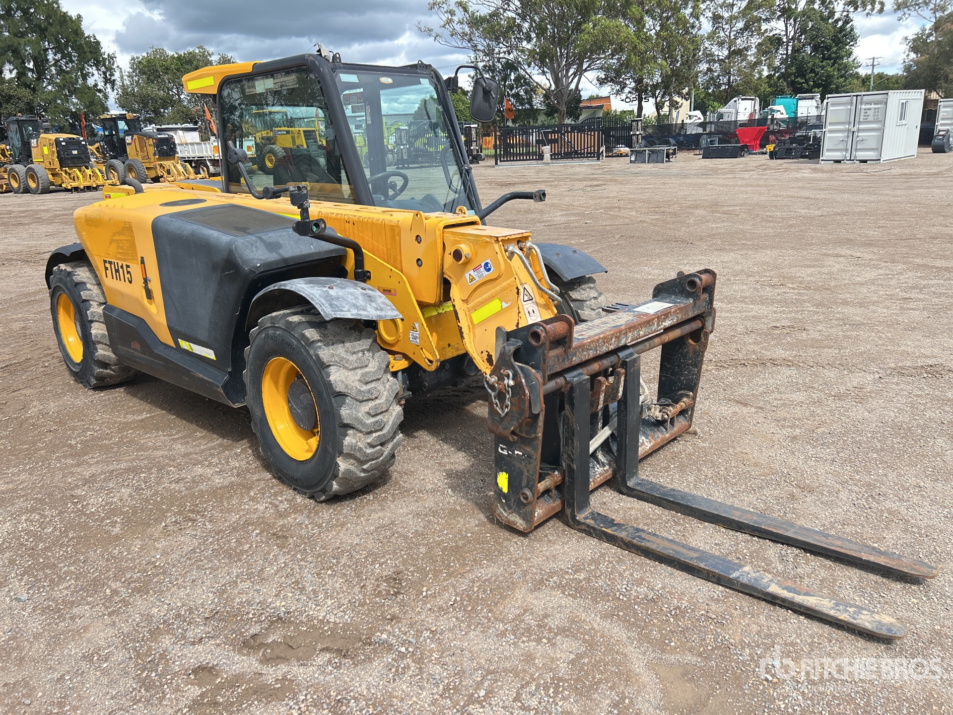 2015 JCB 525-60
