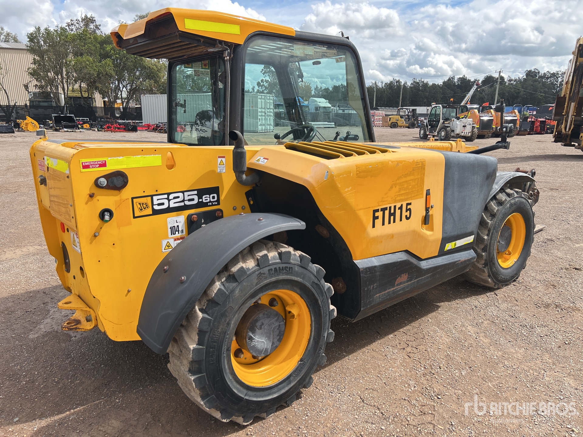 2015 JCB 525-60