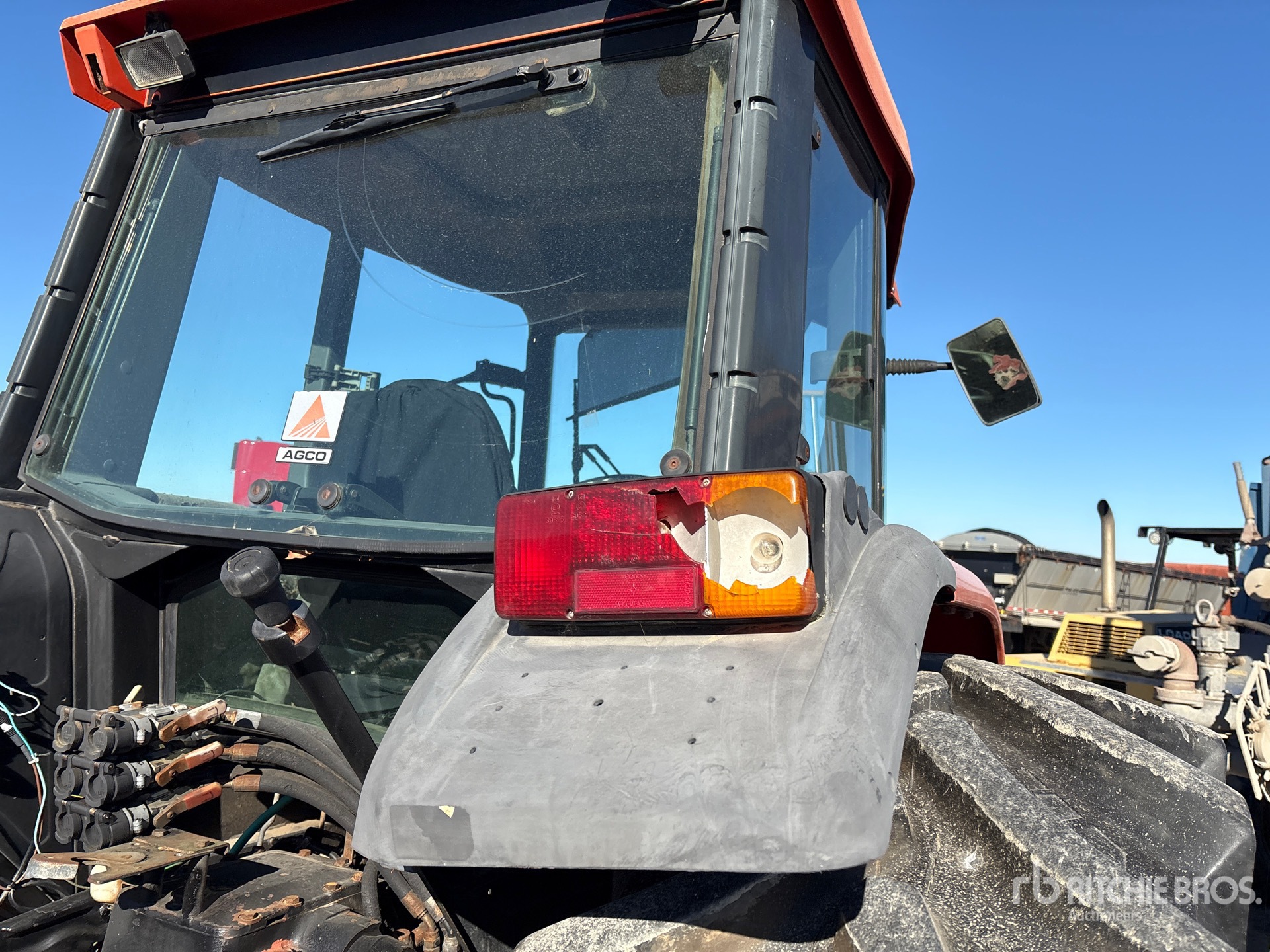 1993 Agco 8630
