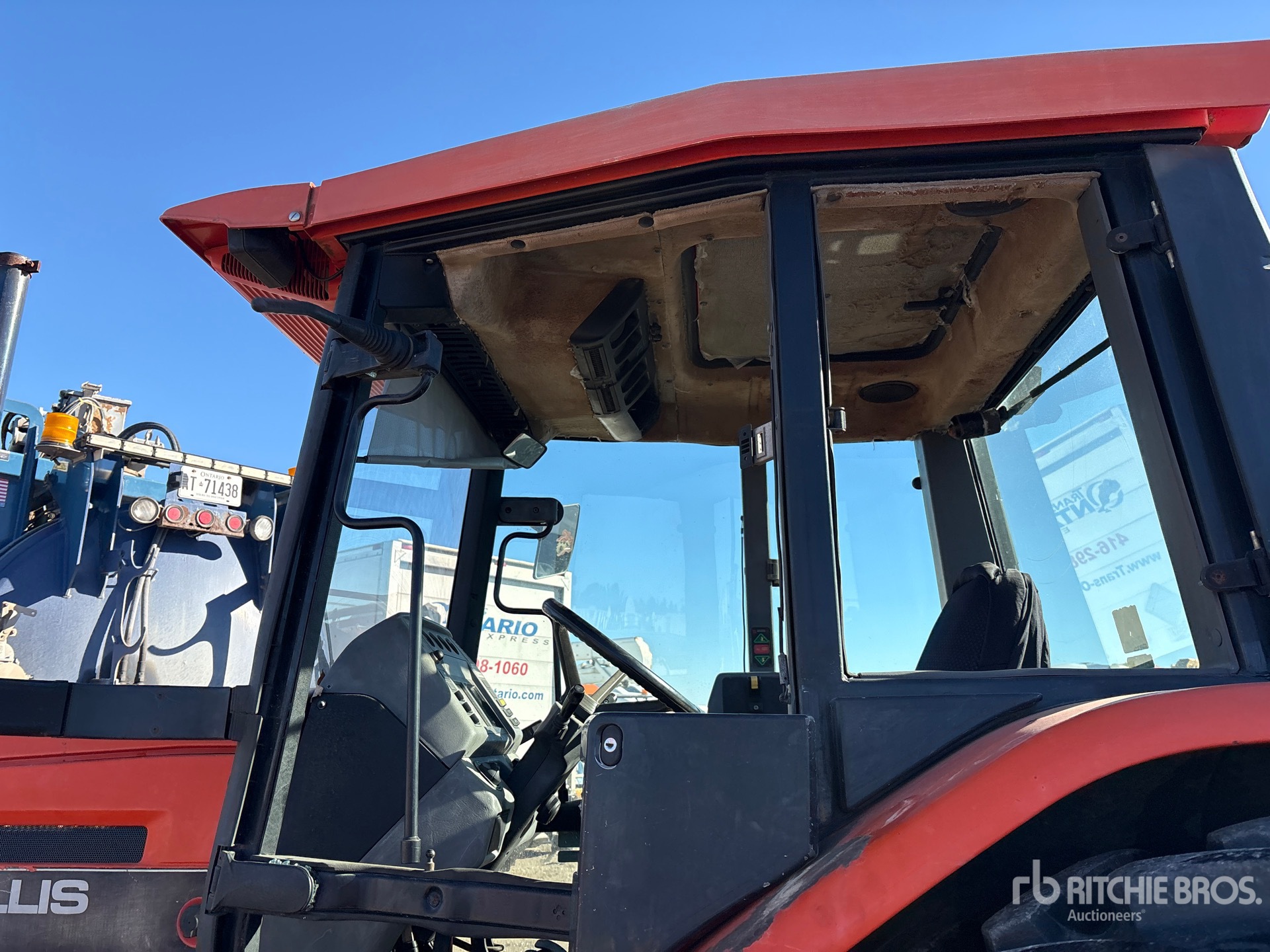 1993 Agco 8630