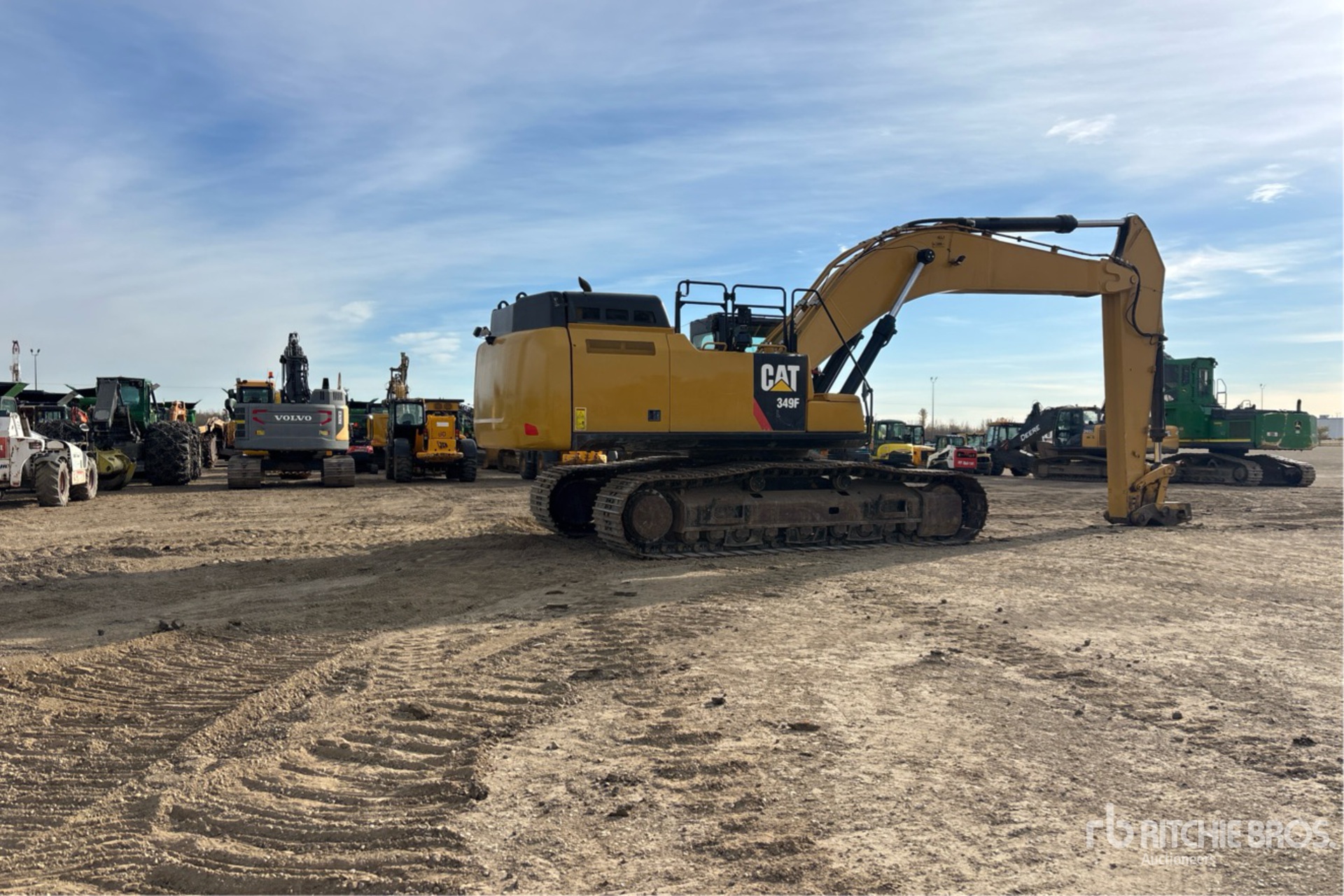 2019 Caterpillar 349FL