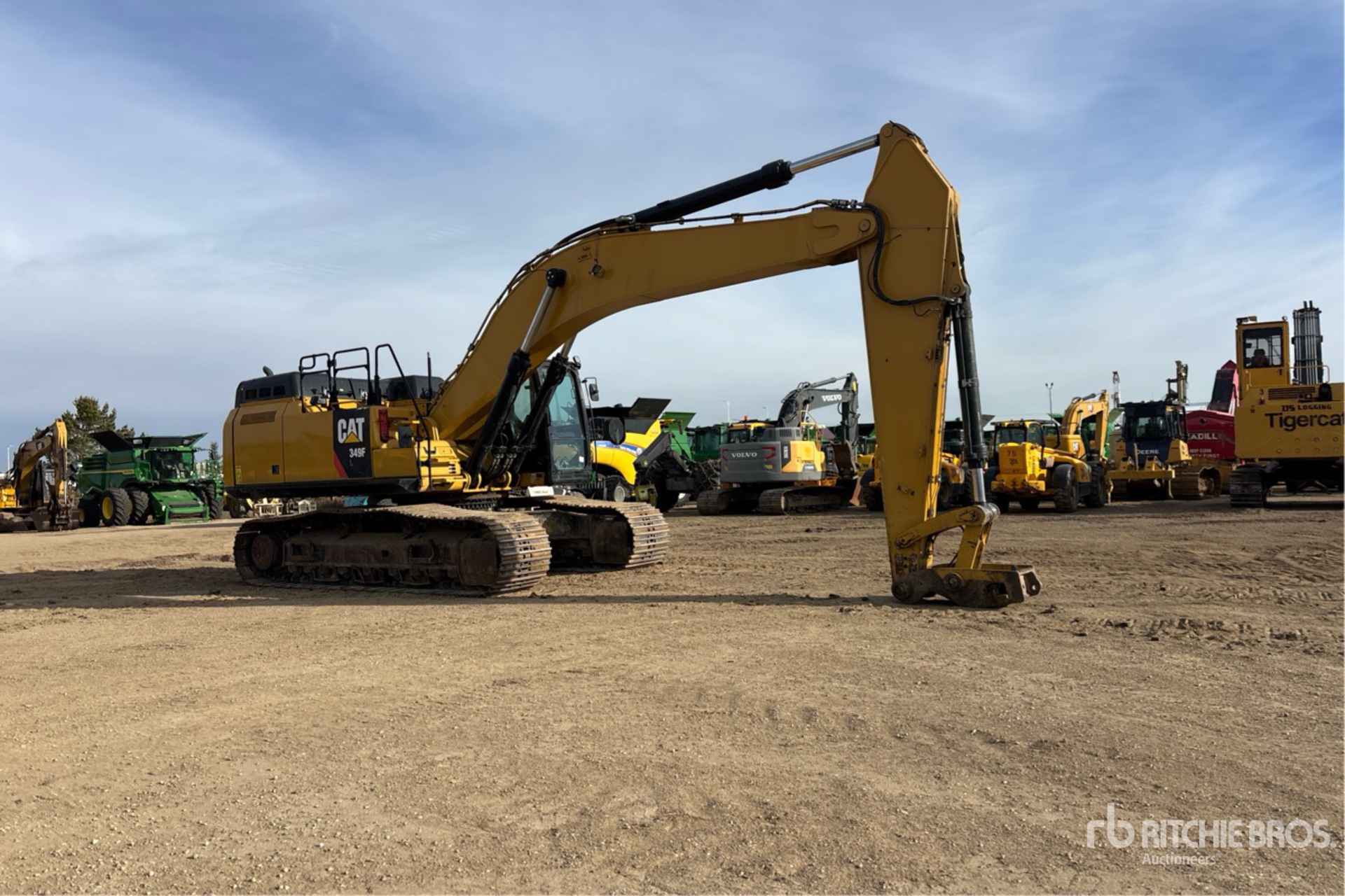 2019 Caterpillar 349FL