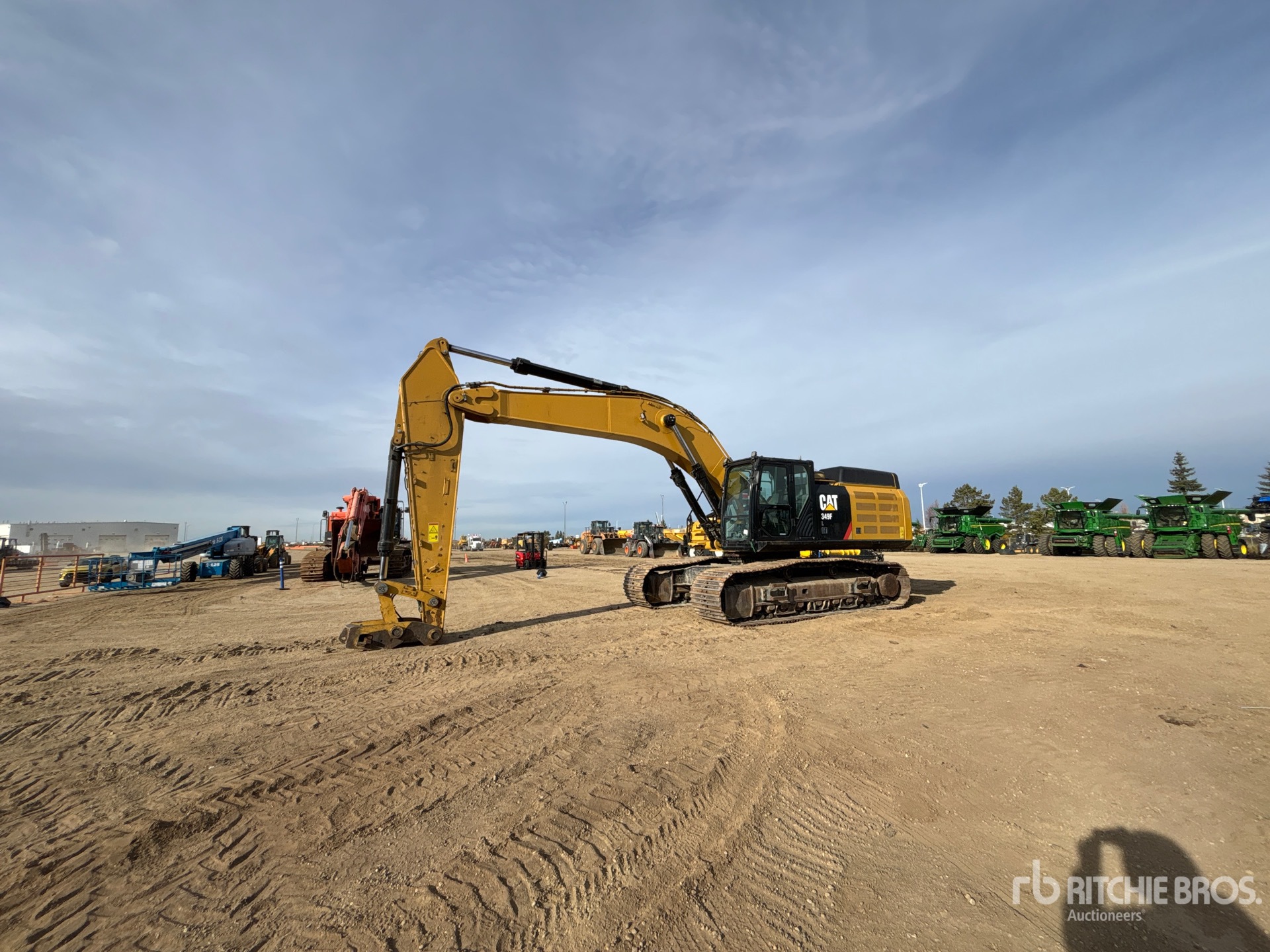 2019 Caterpillar 349FL
