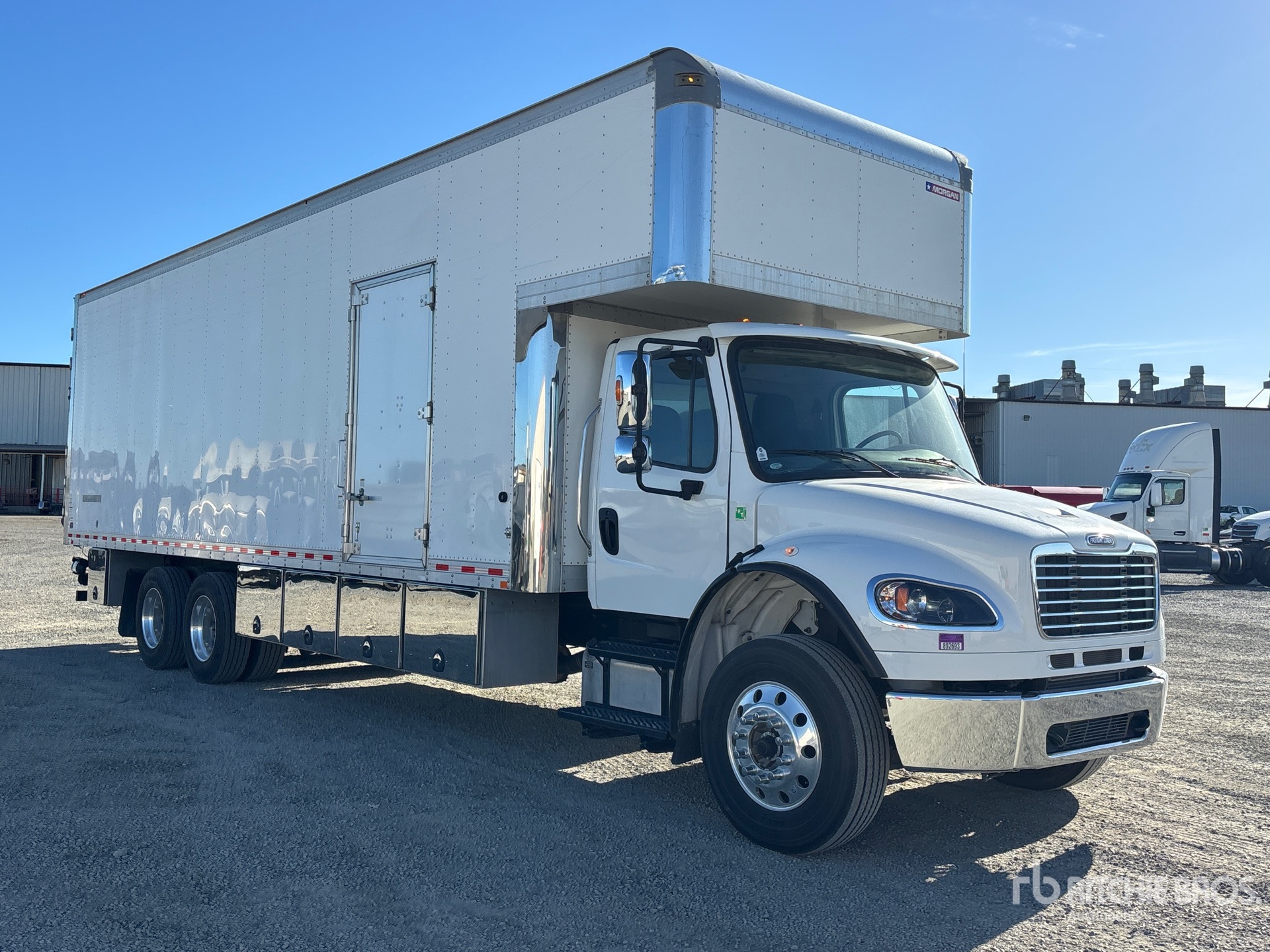 2020 Freightliner M2 106