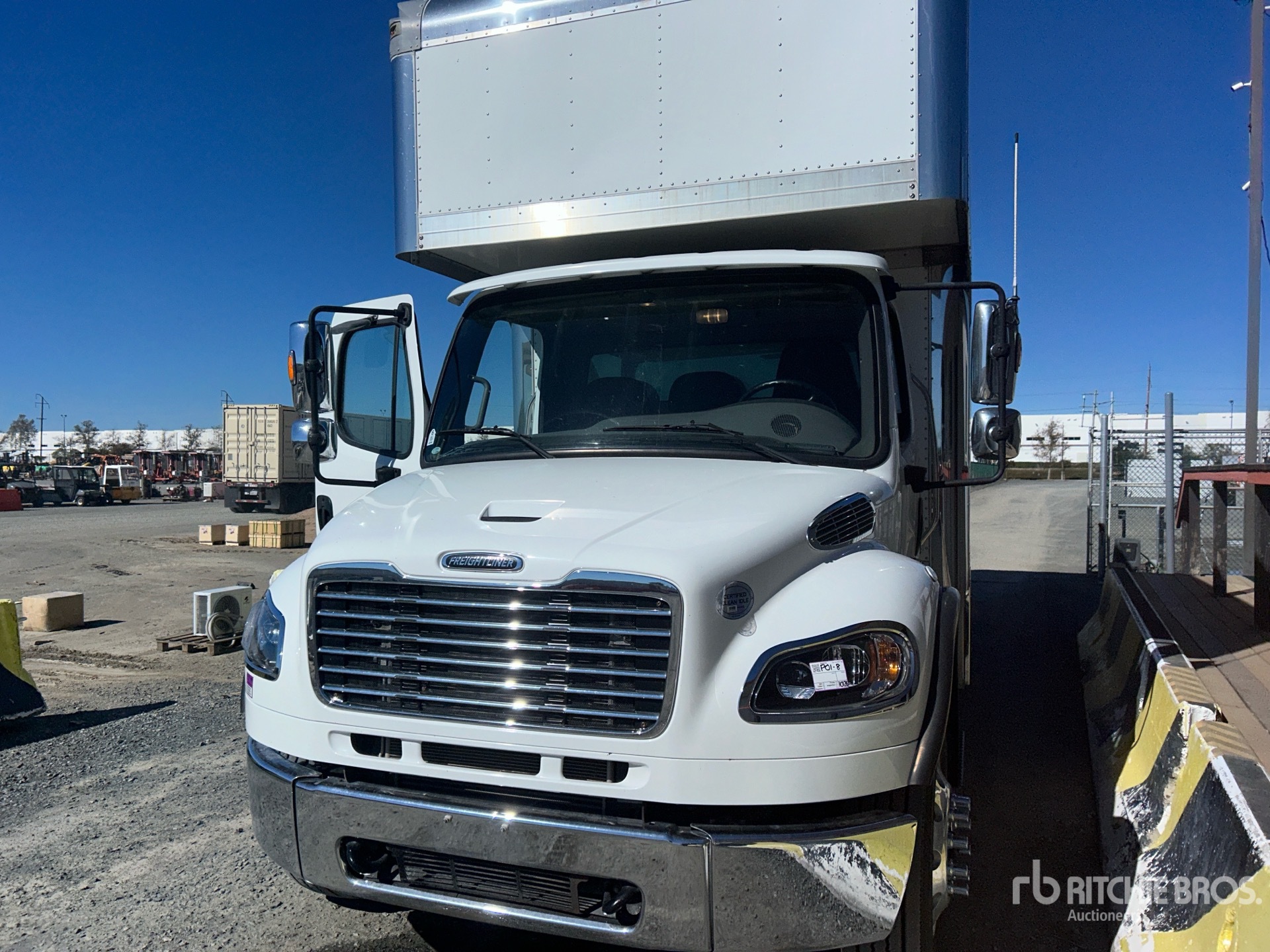 2020 Freightliner M2 106