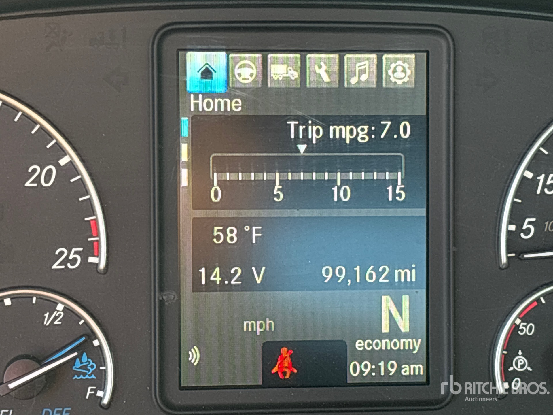 2020 Freightliner CASCADIA 116